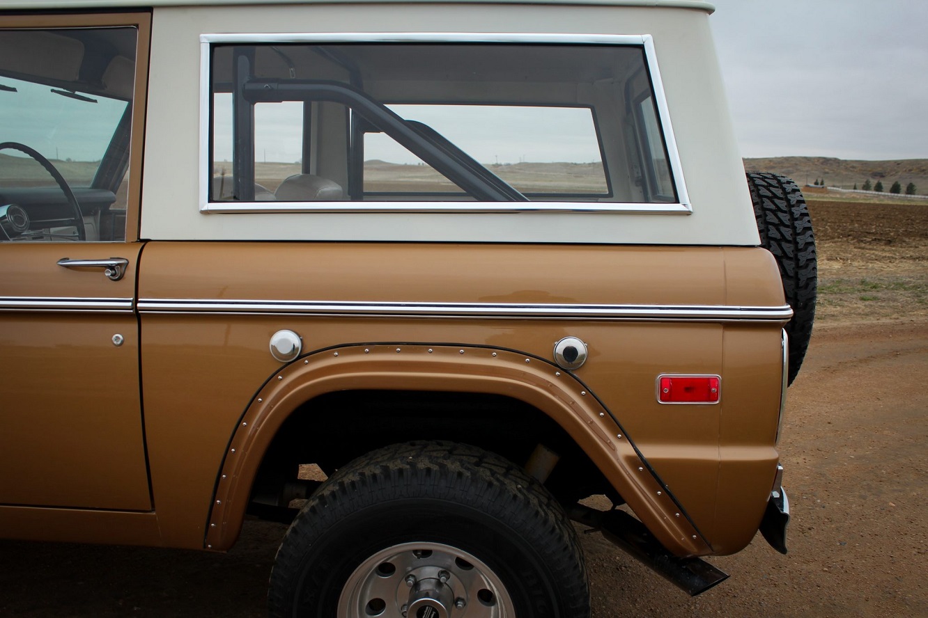 1972 Ford Bronco Sport - Image 9