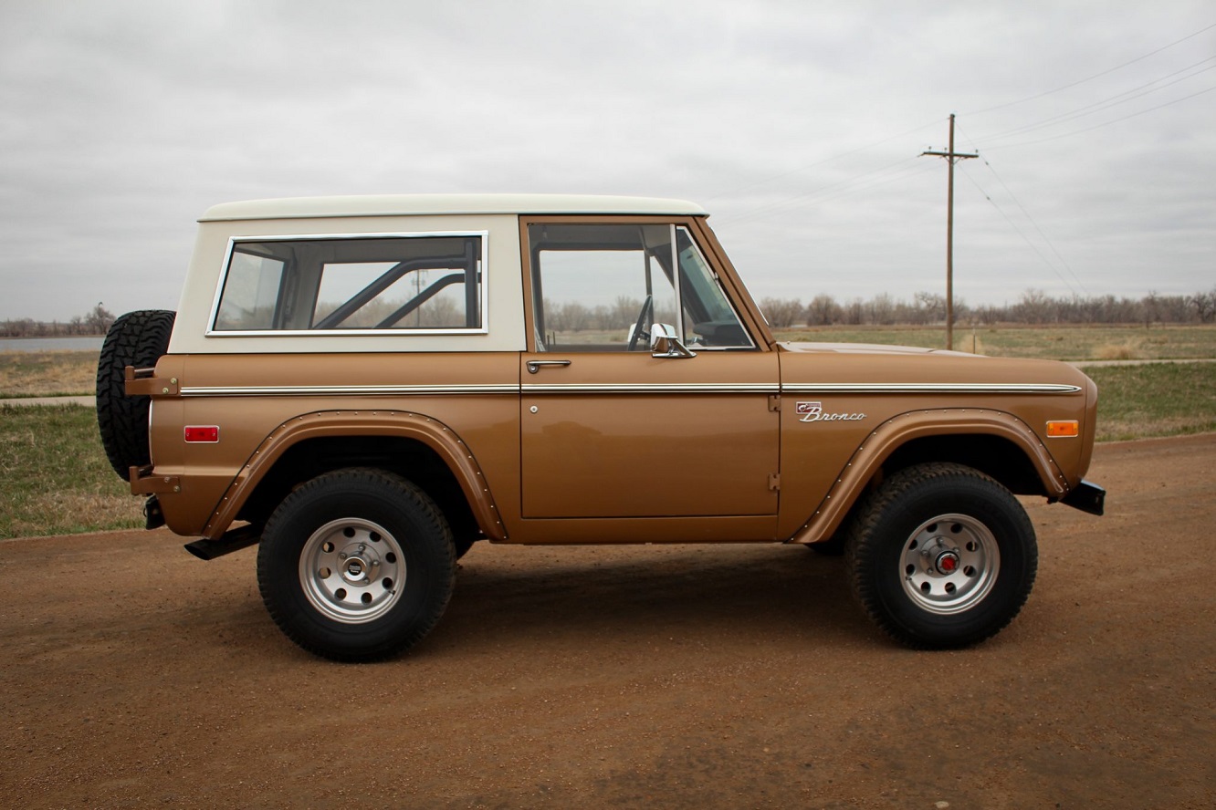 1972 Ford Bronco Sport - Image 6