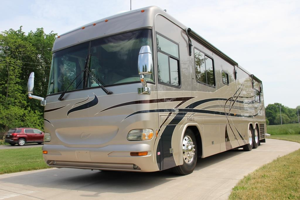 2004 Country Coach Intrigue Suite Escape - Image 58