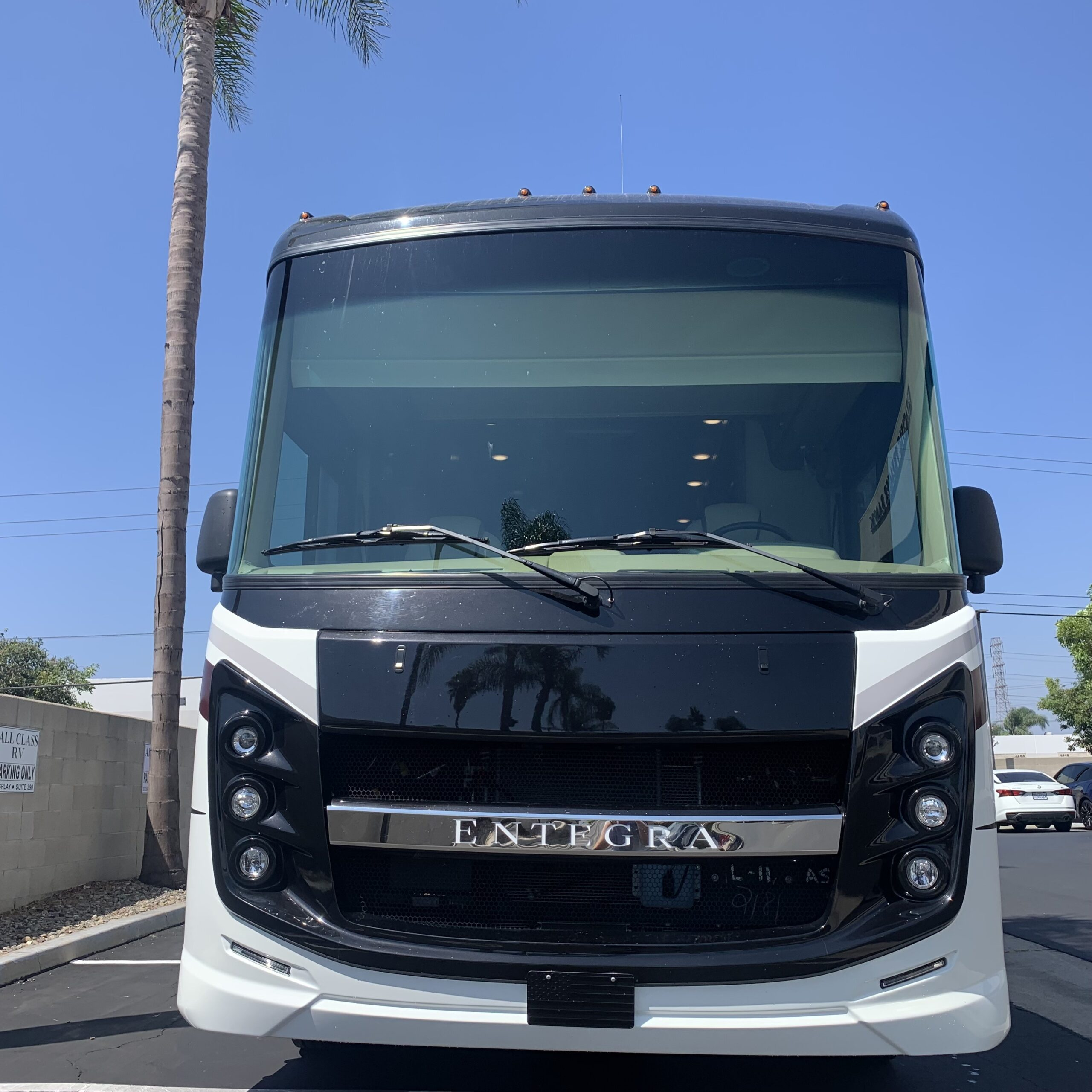 2019 Entegra Vision 29S - Image 4