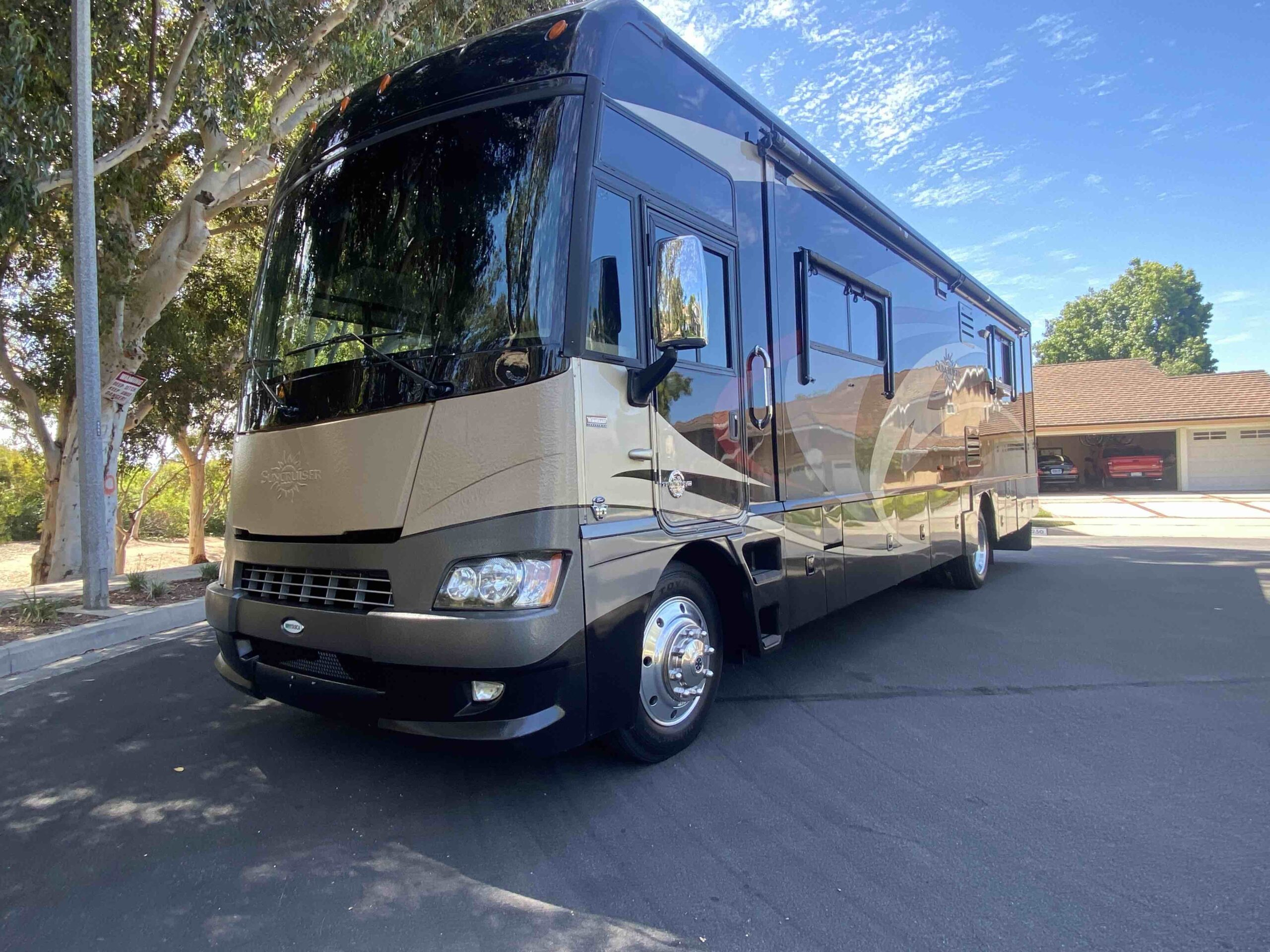 2011 Itasca Suncruiser 35P