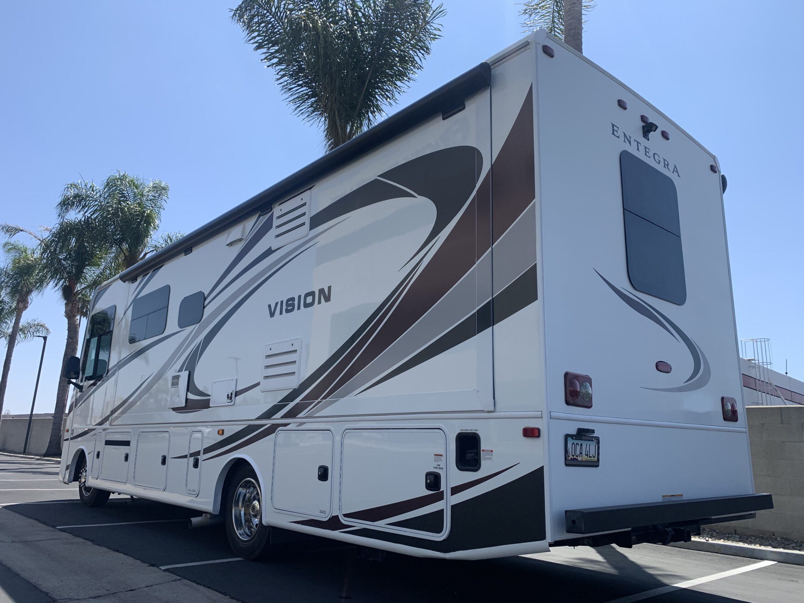 2019 Entegra Vision 29S - Image 6