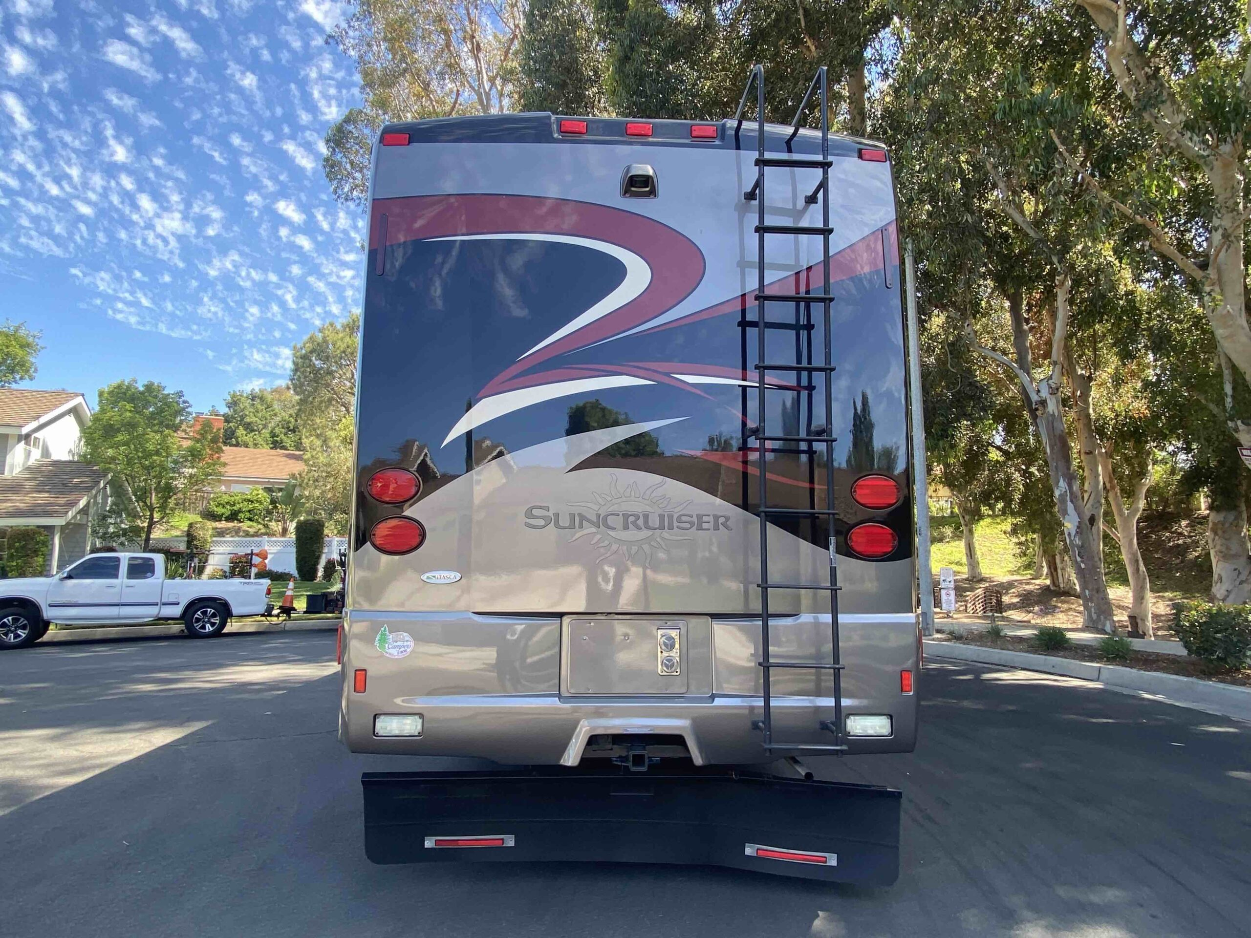 2011 Itasca Suncruiser 35P - Image 14