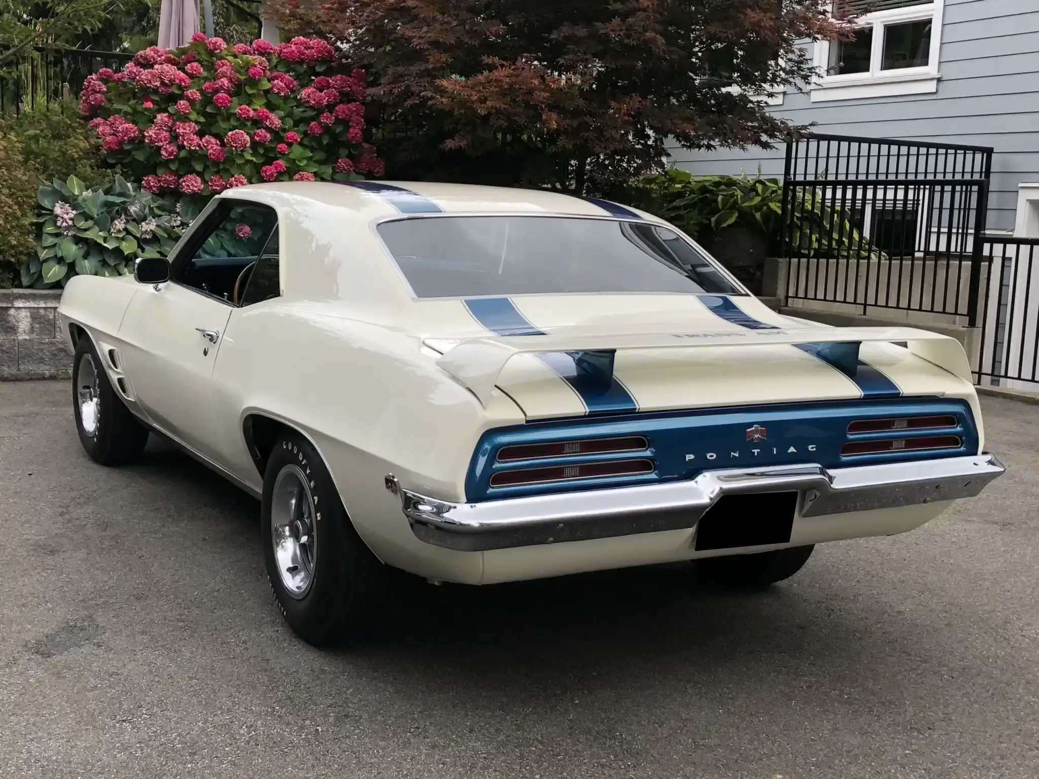 1969 Pontiac Trans Am 400 Ram Air II - Image 25