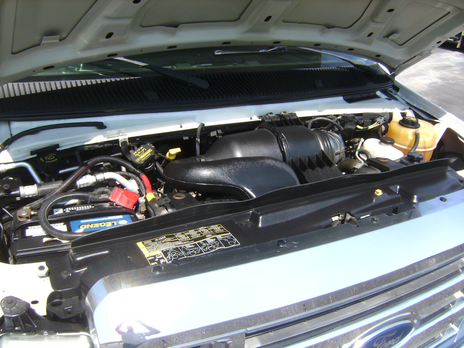 2012 Fleetwood Jamboree Sport 28Z - Image 19