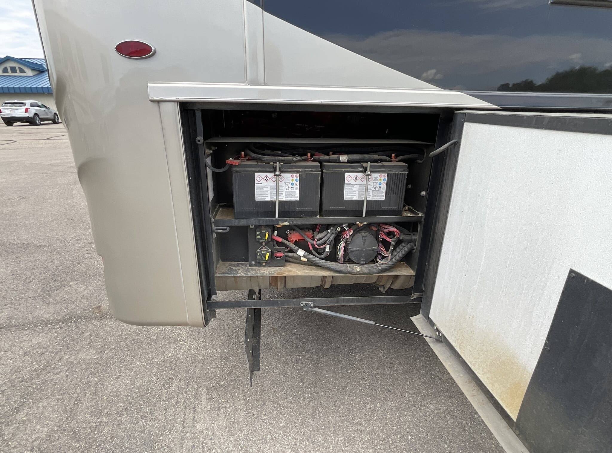 2019 Newmar Dutch Star 4018 - Image 24