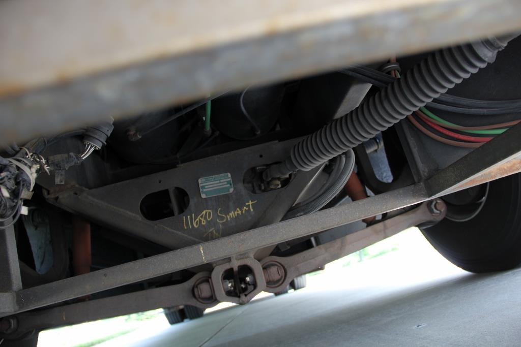 2004 Country Coach Intrigue Suite Escape - Image 9