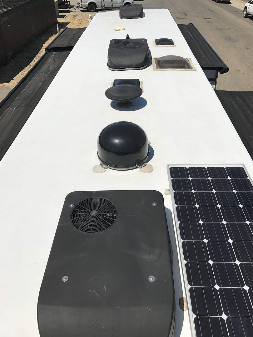 2016 Tiffin Phaeton 40AH - Image 32