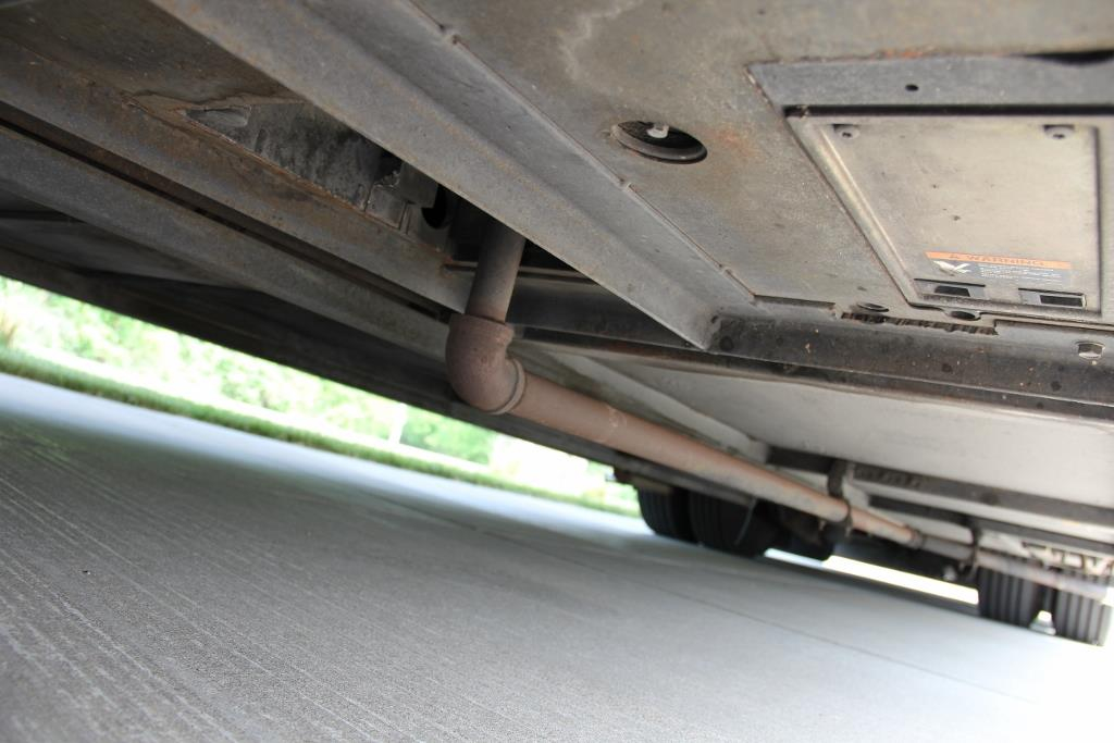 2004 Country Coach Intrigue Suite Escape - Image 12