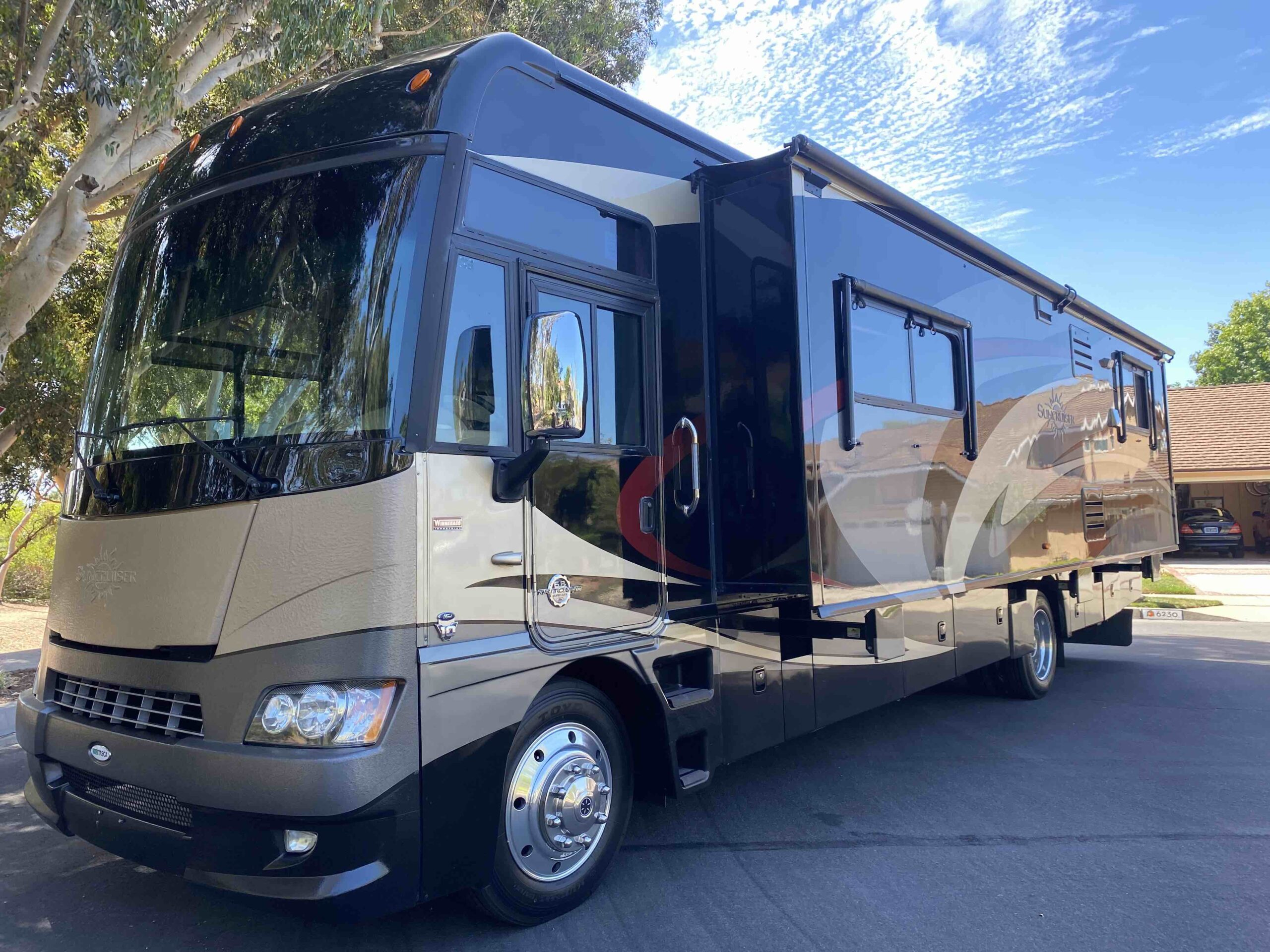 2011 Itasca Suncruiser 35P - Image 30