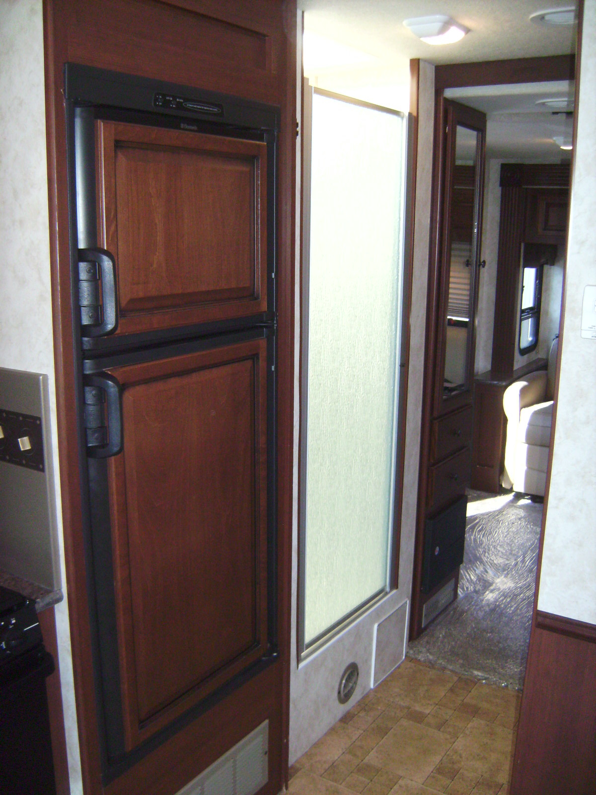 2012 Fleetwood Jamboree Sport 28Z - Image 31