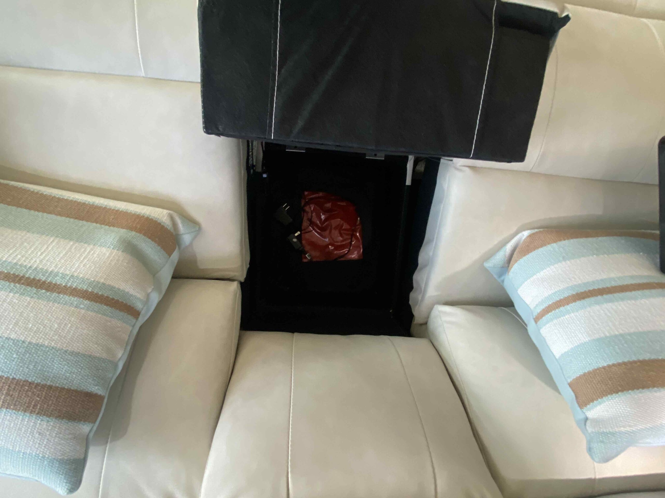 2013 Fleetwood Excursion 33A - Image 39