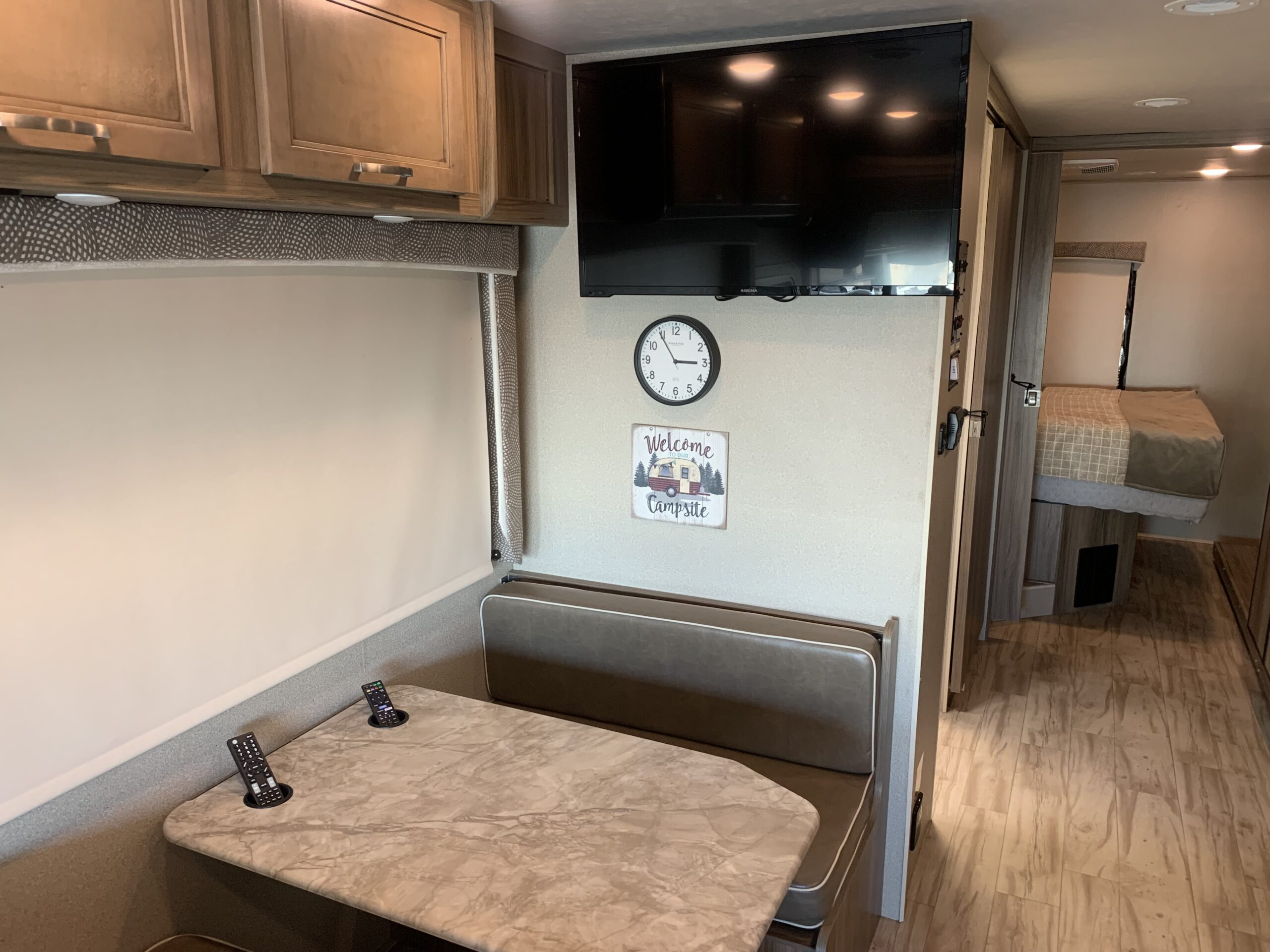 2019 Entegra Vision 29S - Image 36