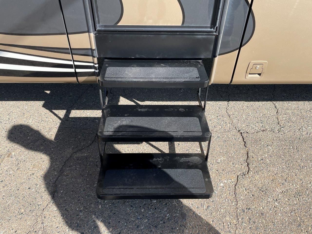 2016 Newmar Canyon Star 3911 - Image 42