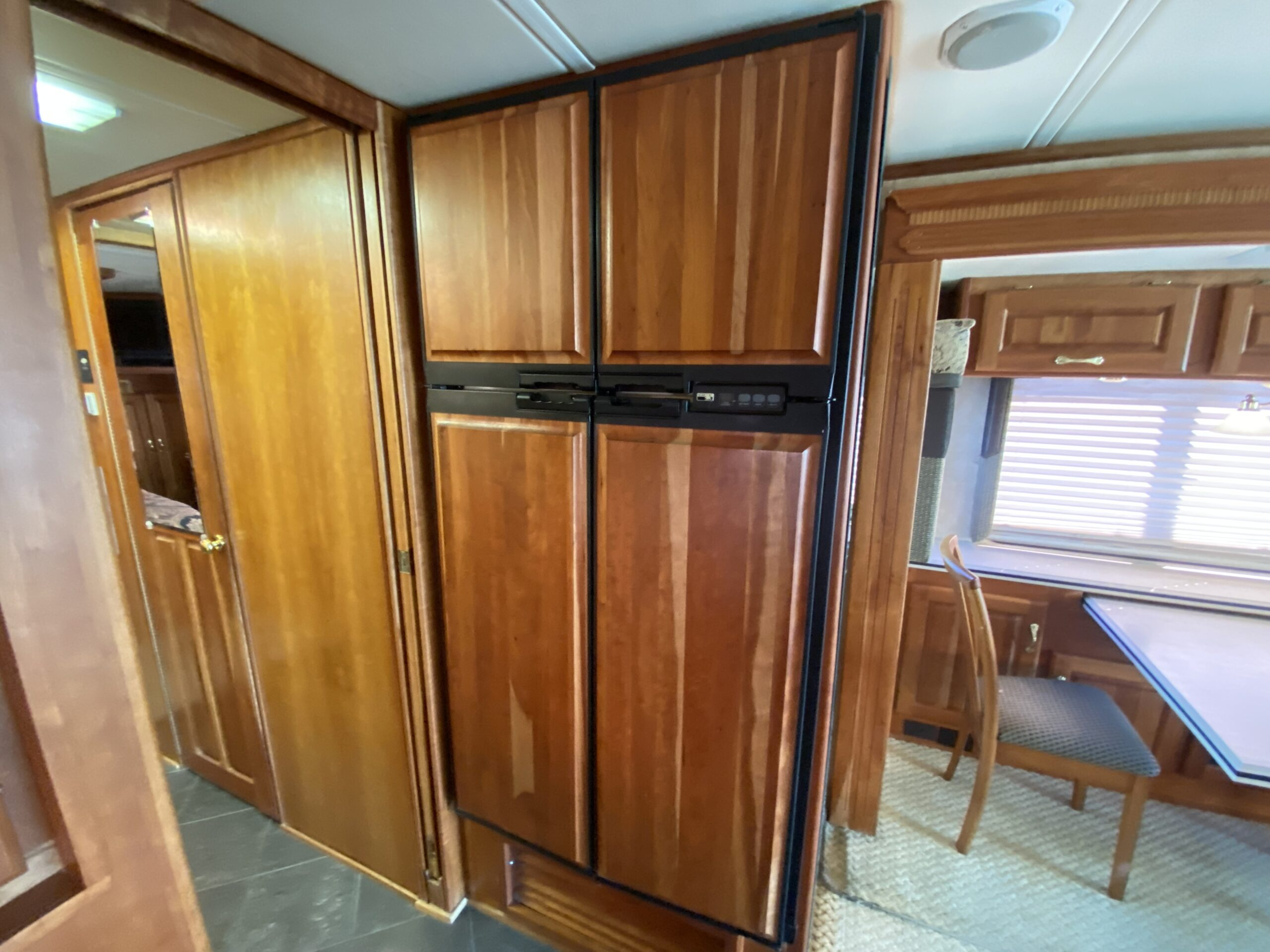 2004 Holiday Rambler Imperial 40PST - Image 41