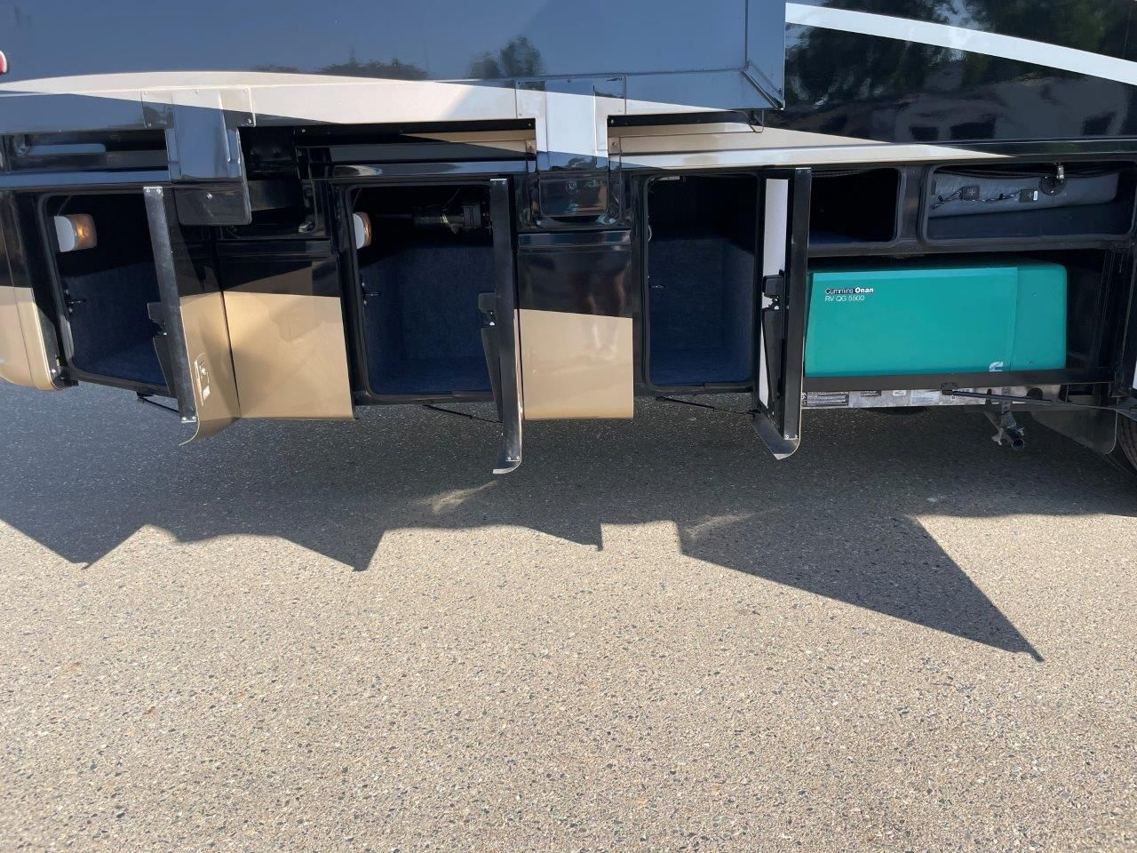 2016 Newmar Canyon Star 3911 - Image 45