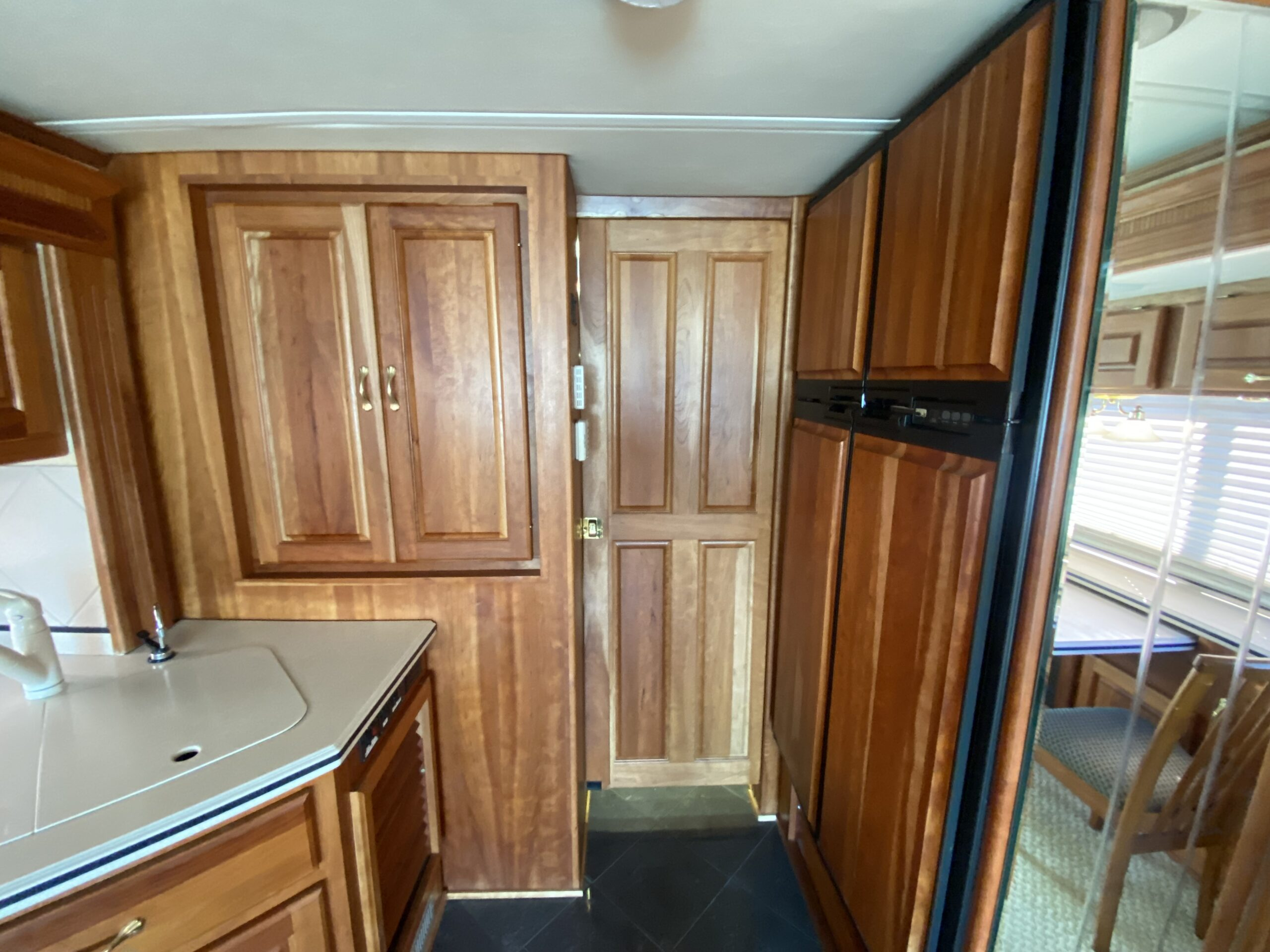 2004 Holiday Rambler Imperial 40PST - Image 42