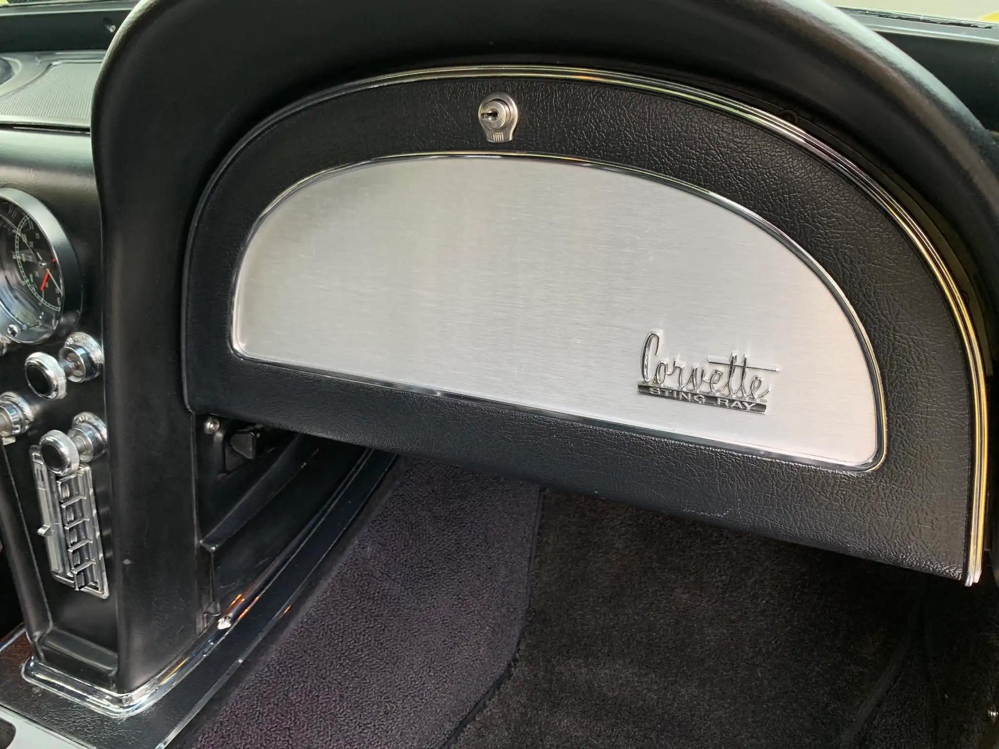 1967 Chevrolet Corvette Coupe L71 - Image 17