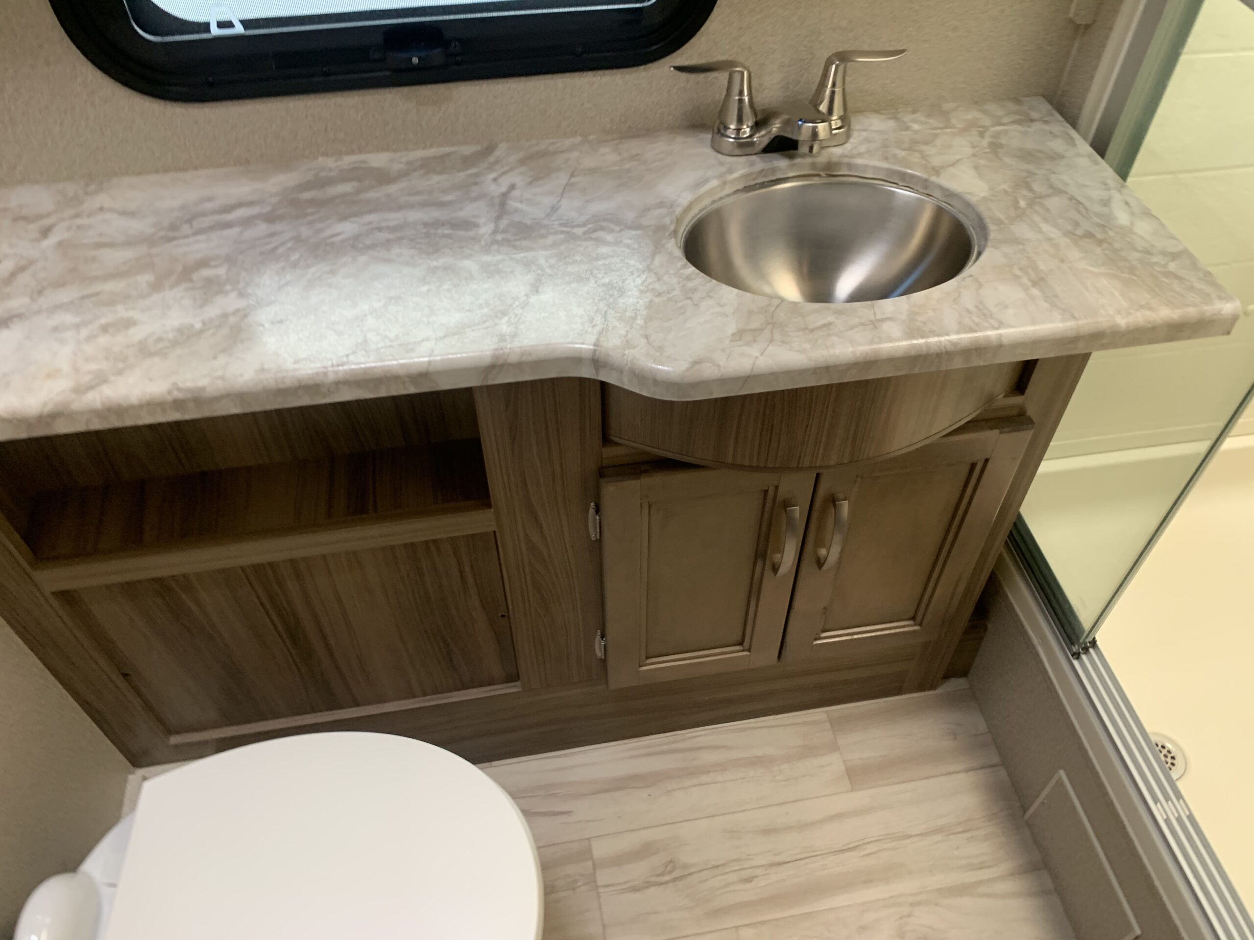 2019 Entegra Vision 29S - Image 46