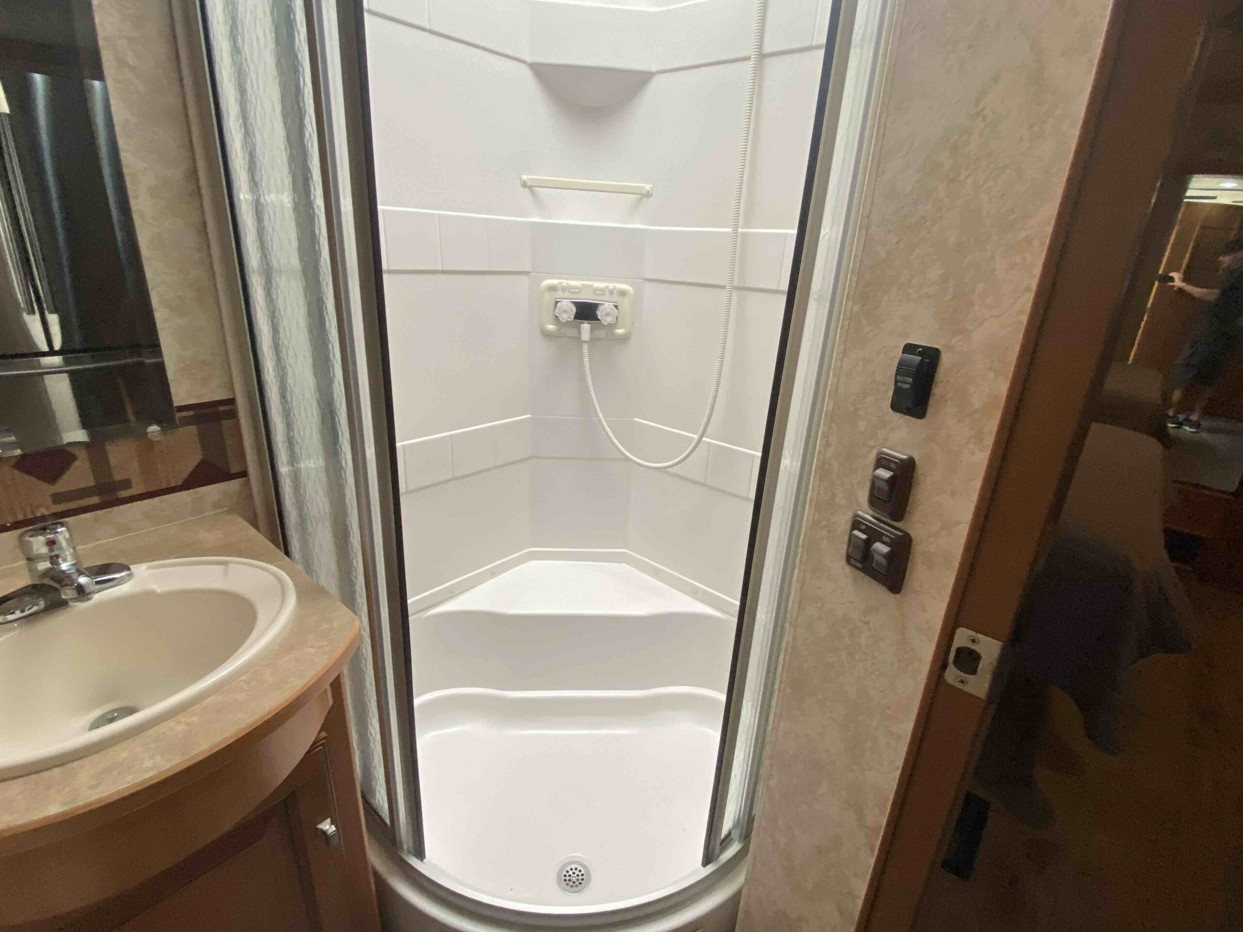 2011 Itasca Suncruiser 35P - Image 48