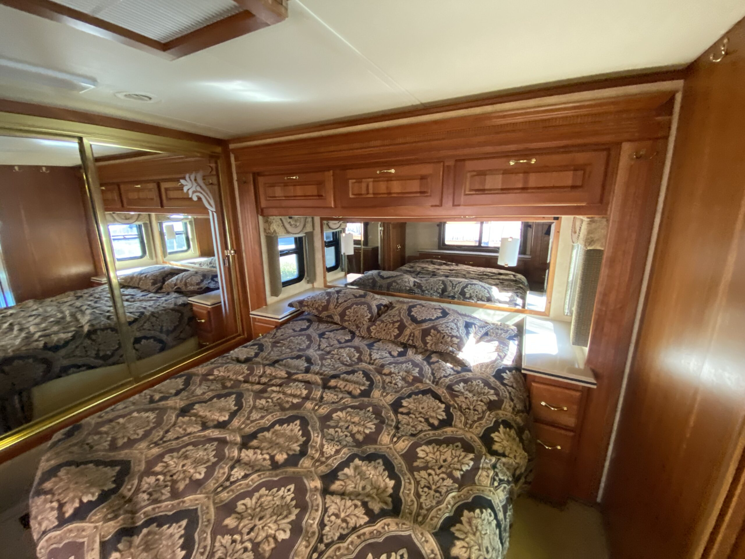 2004 Holiday Rambler Imperial 40PST - Image 48