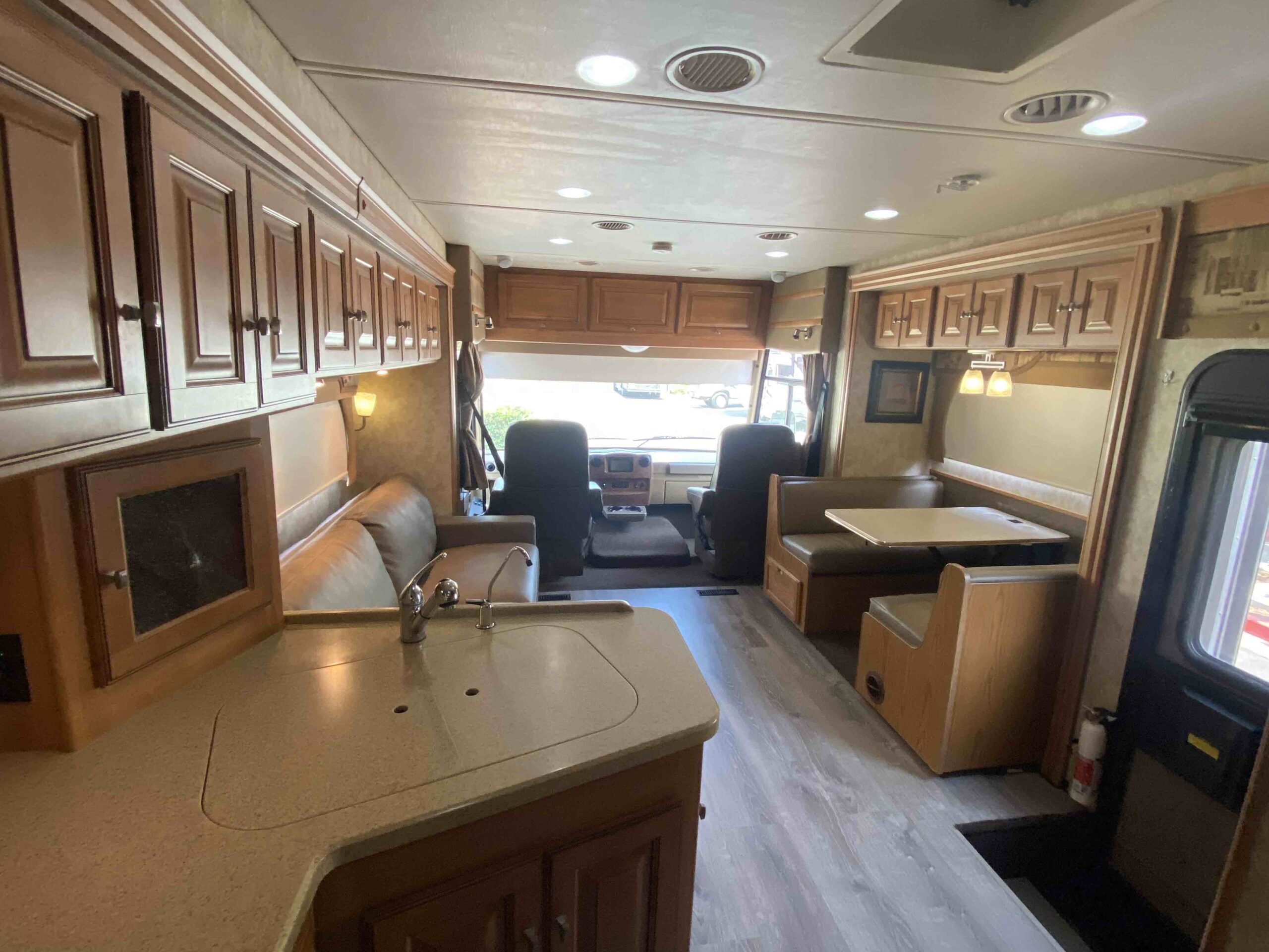 2011 Itasca Suncruiser 35P - Image 49