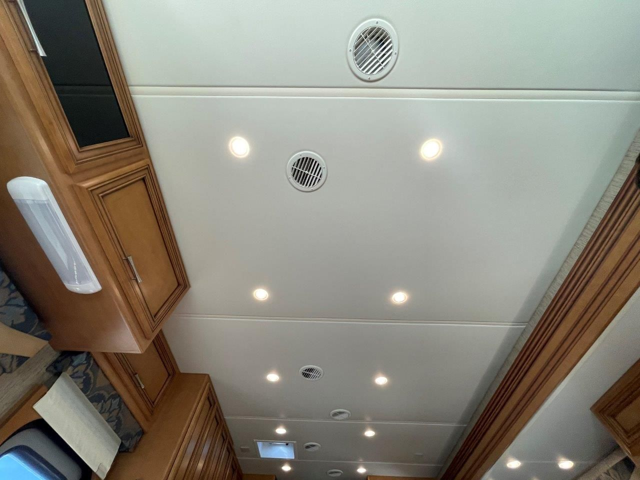 2016 Newmar Canyon Star 3911 - Image 58