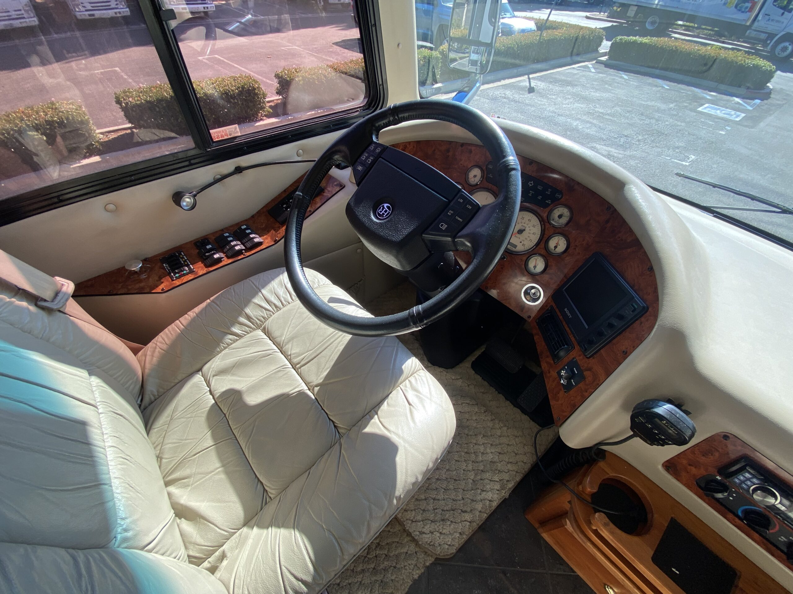 2004 Holiday Rambler Imperial 40PST - Image 9