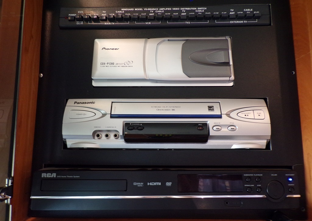 2005 Country Coach Allure 470 Series Mckenzie Bridge - Image 13