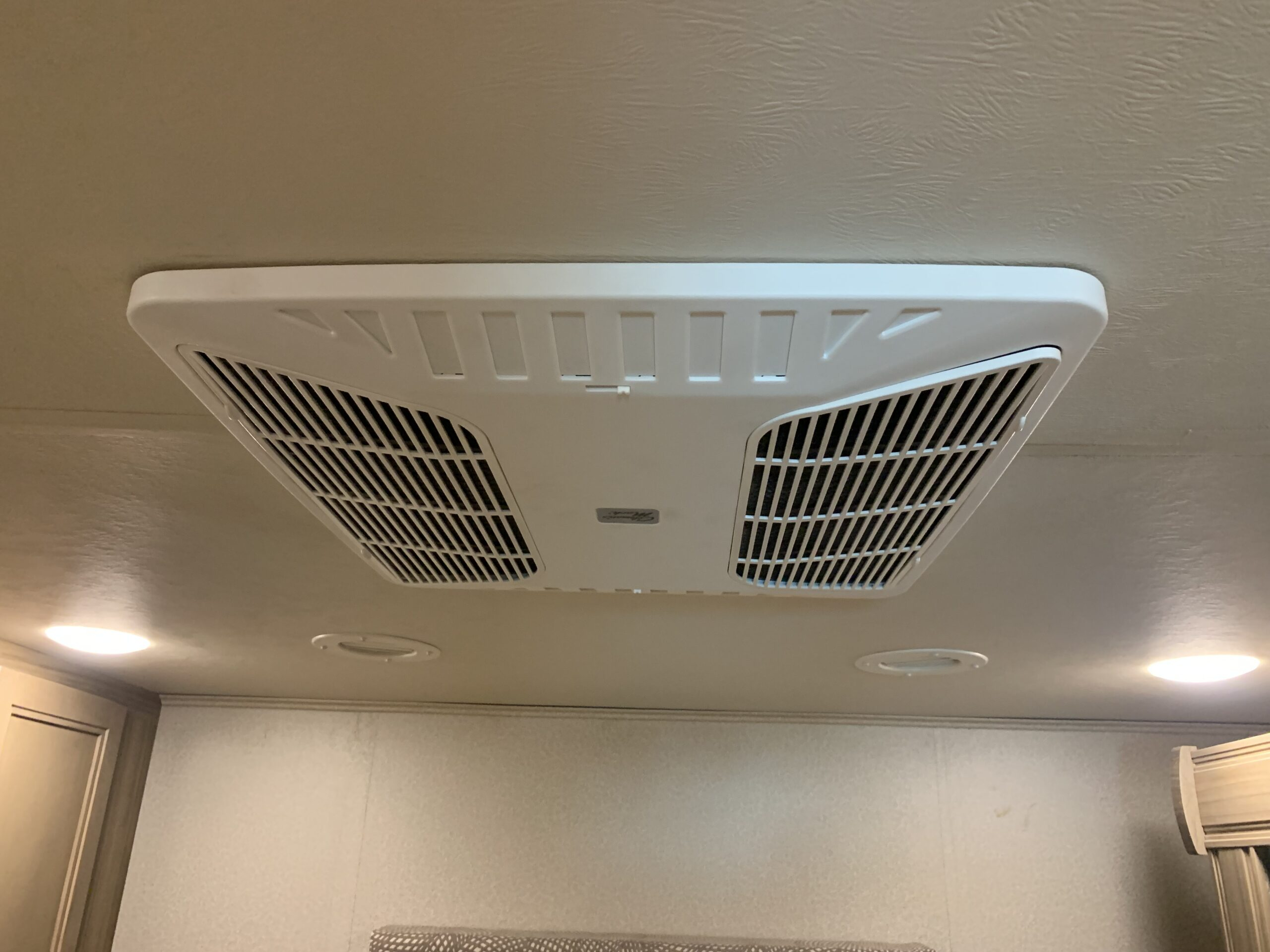 2019 Entegra Vision 29S - Image 12