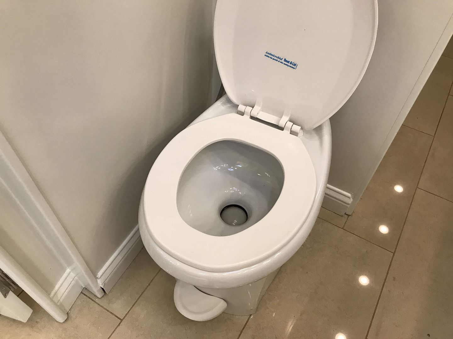 2016 Tiffin Phaeton 40AH - Image 12