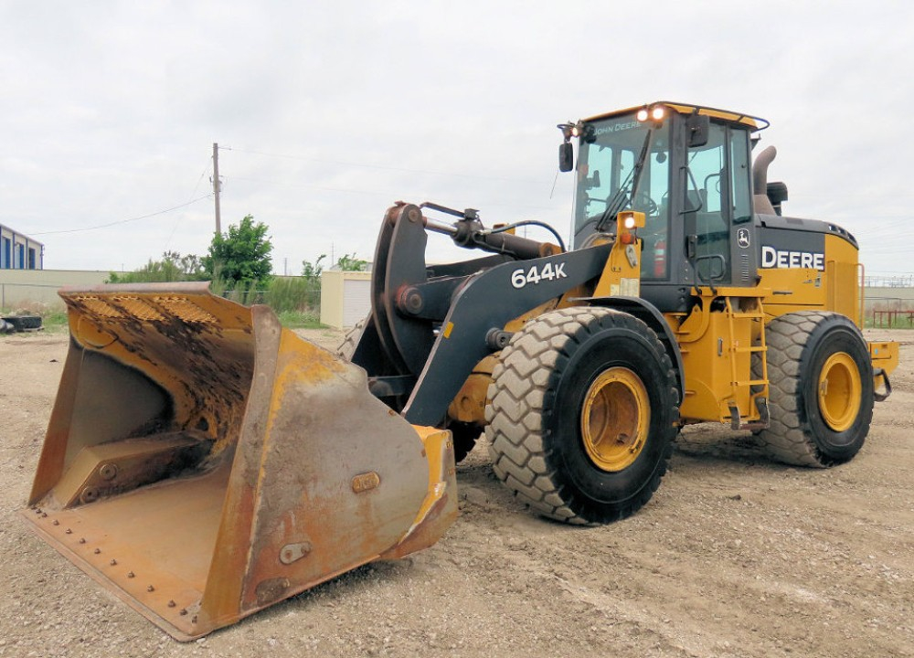 2018 John Deere 644K - Image 2