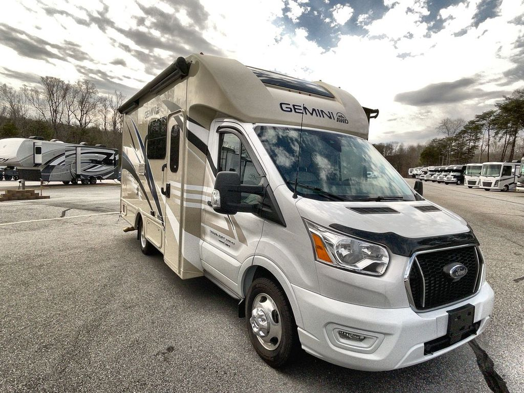 2022 Thor Motor Coach GEMINI 23TW - Image 13