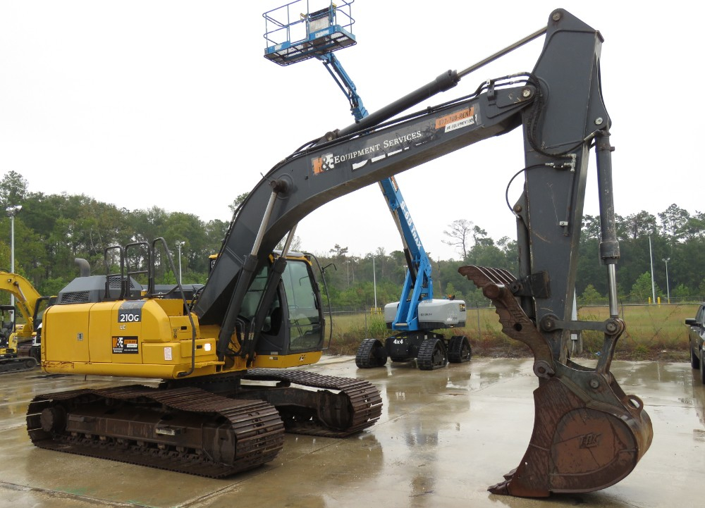 2018 John Deere 210G LC - Image 2