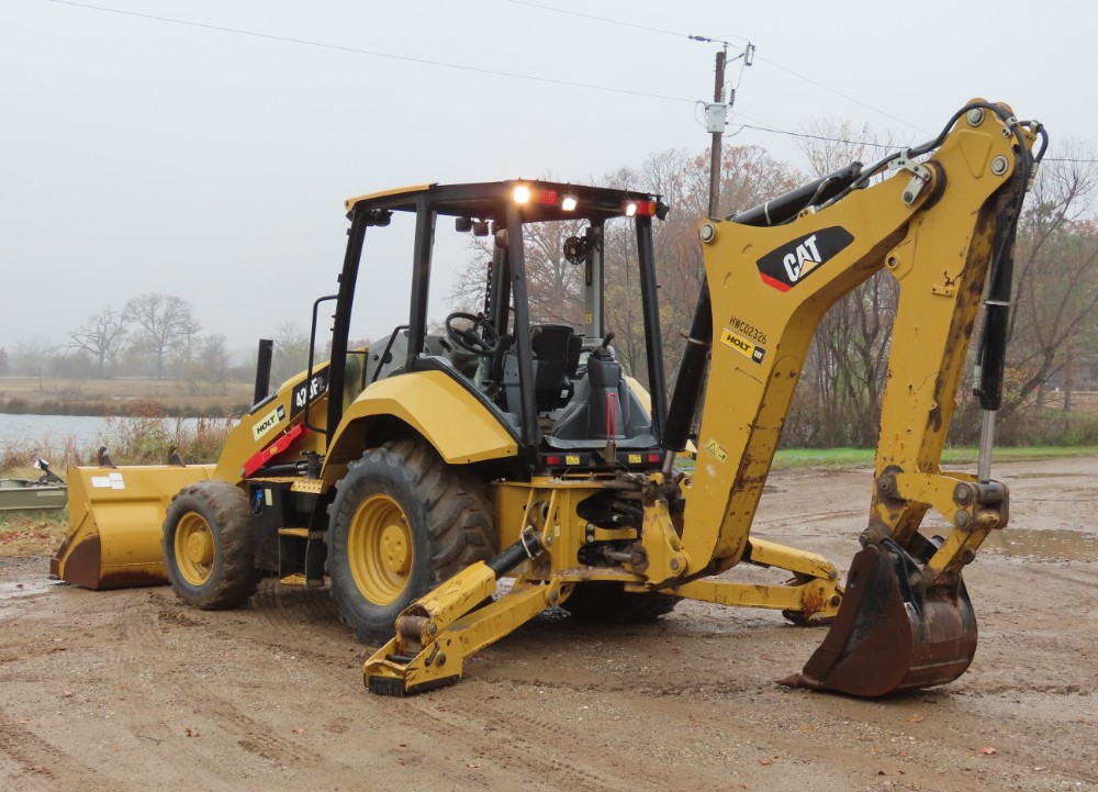 2018 Caterpillar 420F2 - Image 3