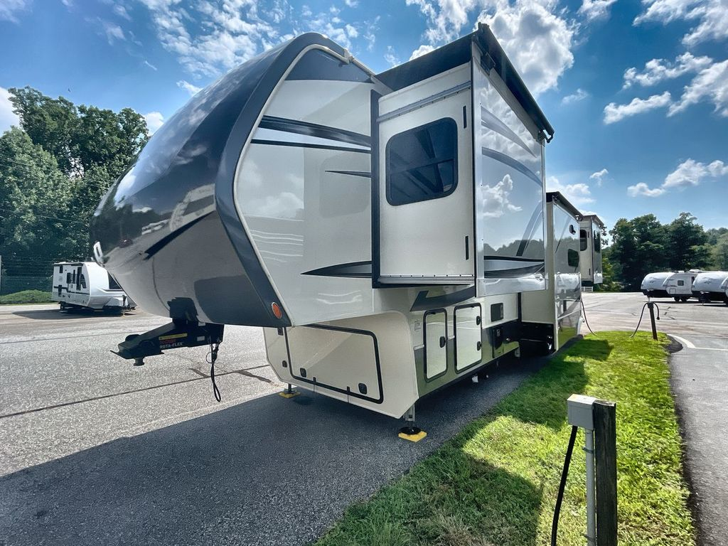 2022 Vanleigh Vilano 385RD - Image 5