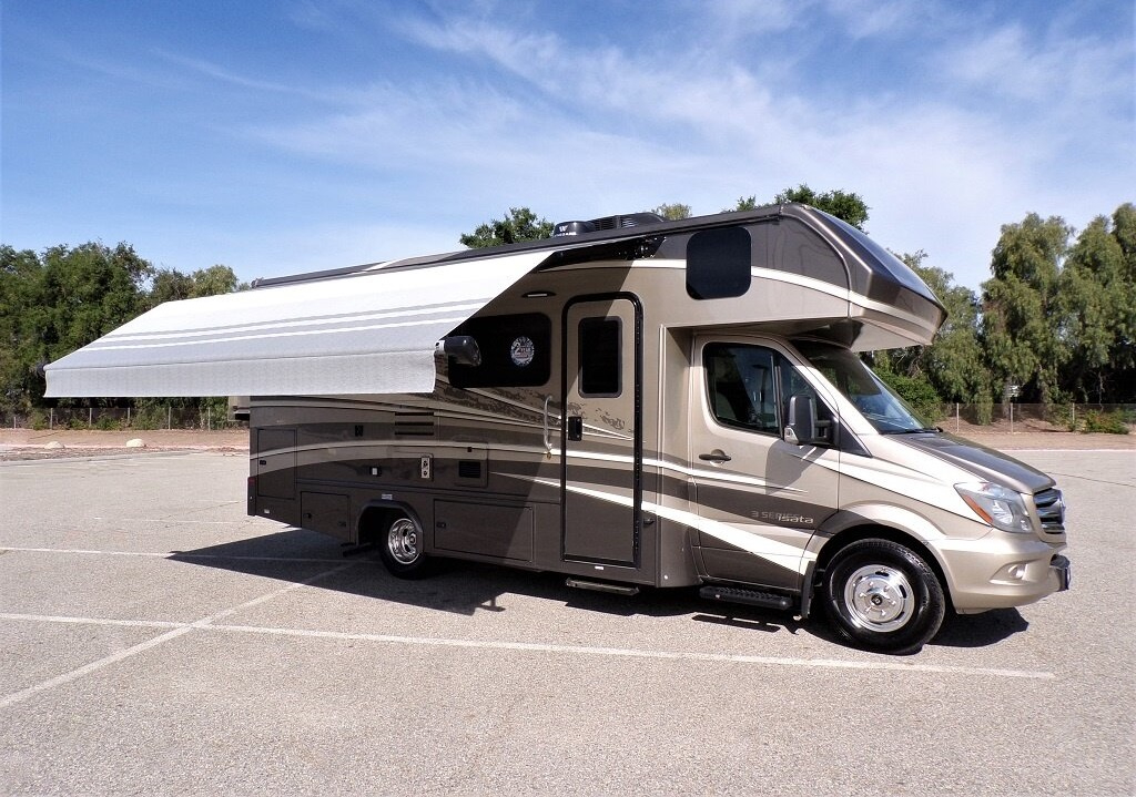 2020 Dynamax Isata 3 Series 24RW