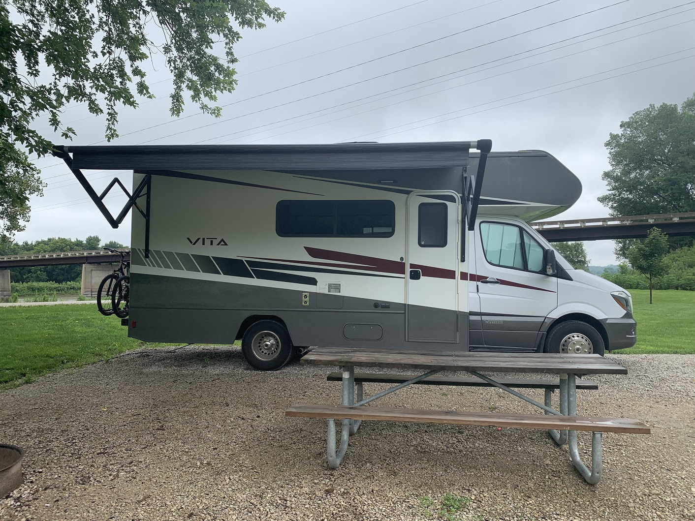 2020 Winnebago VITA 24P - Image 12