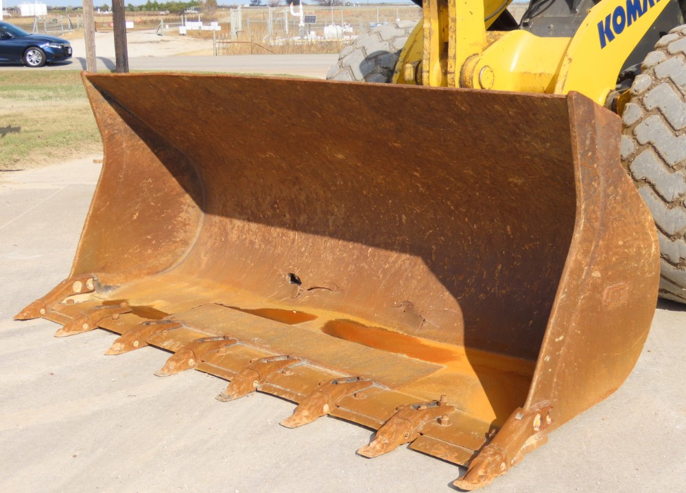 2019 Komatsu WA380-8 - Image 18