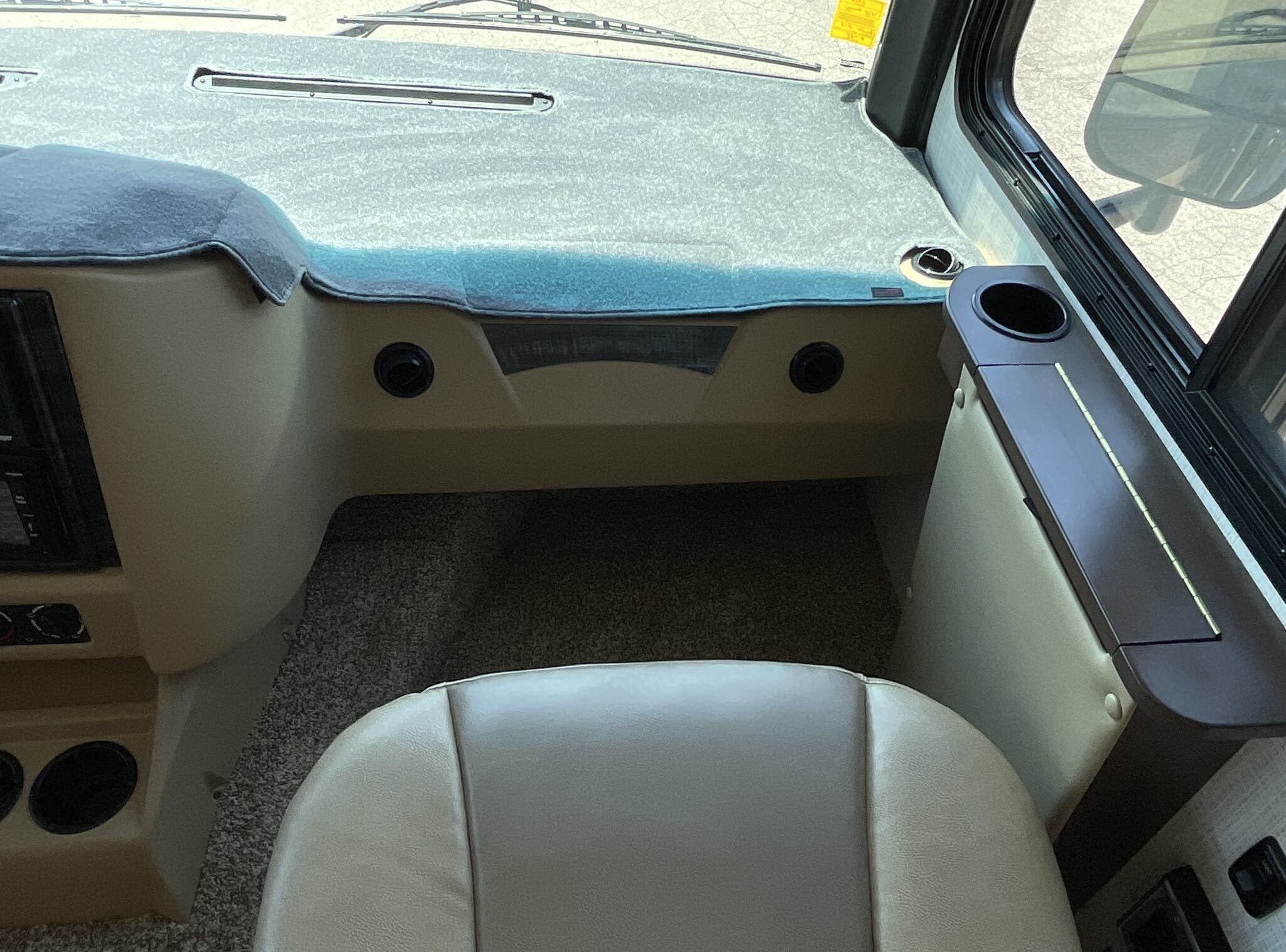 2020 Newmar Bay Star 3124 - Image 7