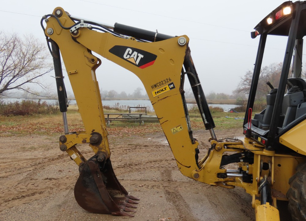 2018 Caterpillar 420F2 - Image 17