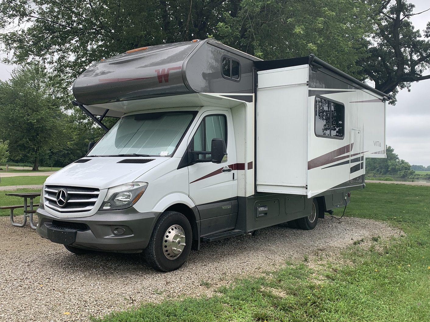 2020 Winnebago VITA 24P
