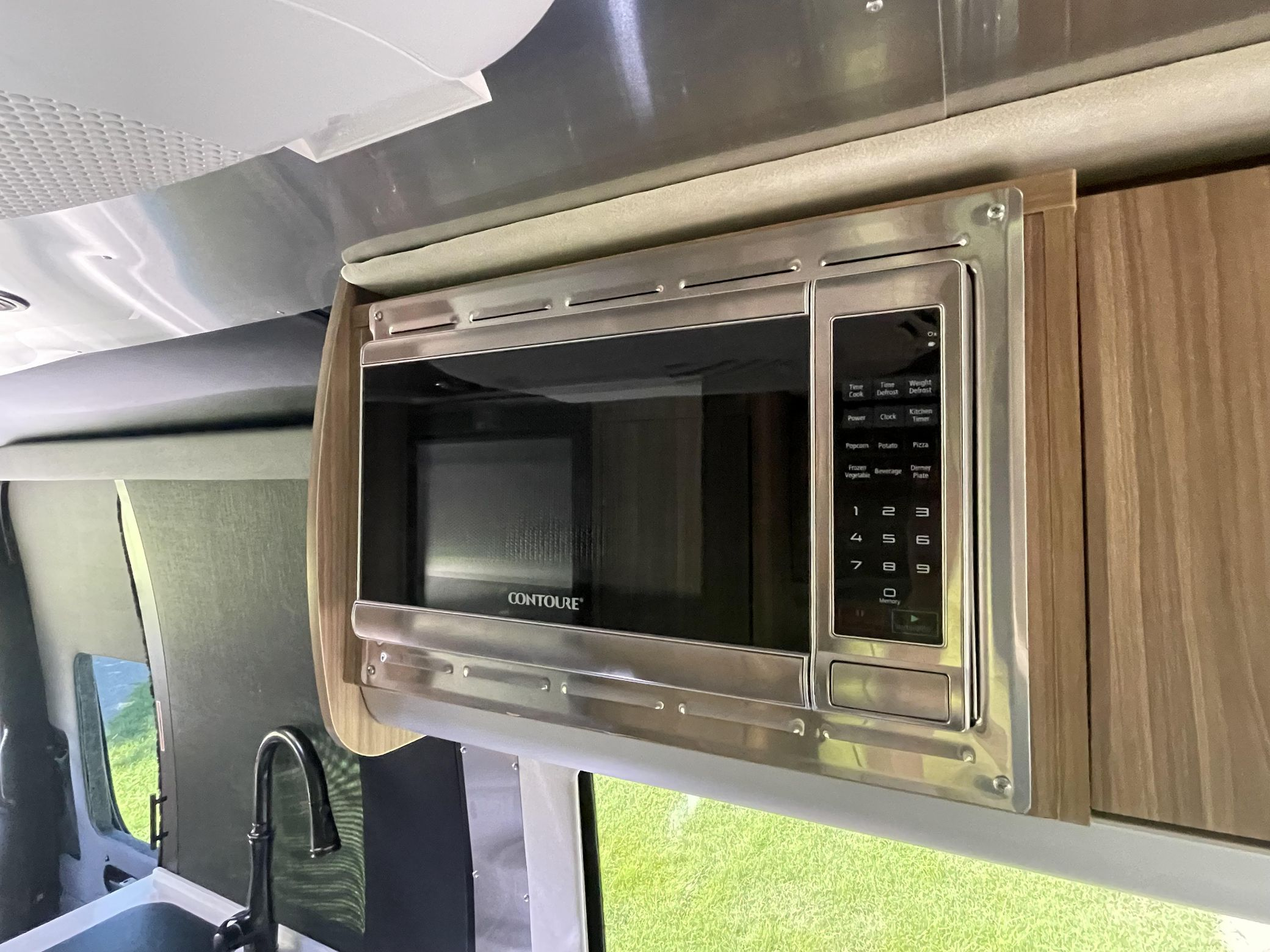 2020 Airstream Interstate 19 Tommy Bahama Edition 4x4 - Image 133