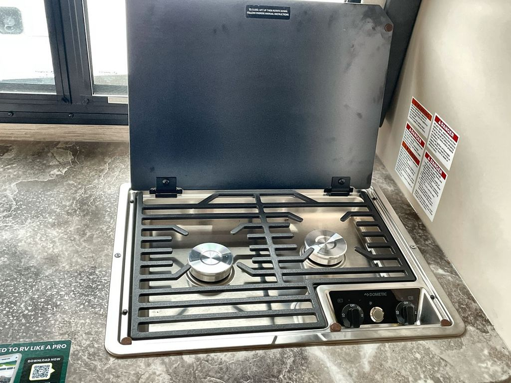 2022 Thor Motor Coach GEMINI 23TW - Image 23