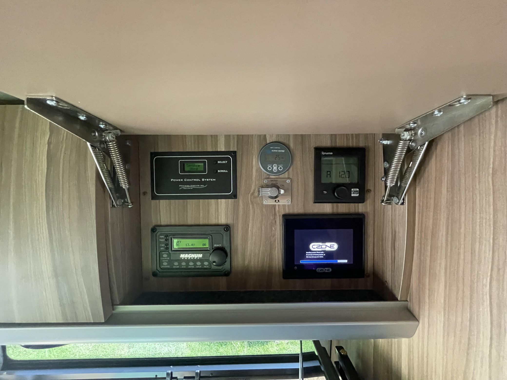 2020 Airstream Interstate 19 Tommy Bahama Edition 4x4 - Image 145