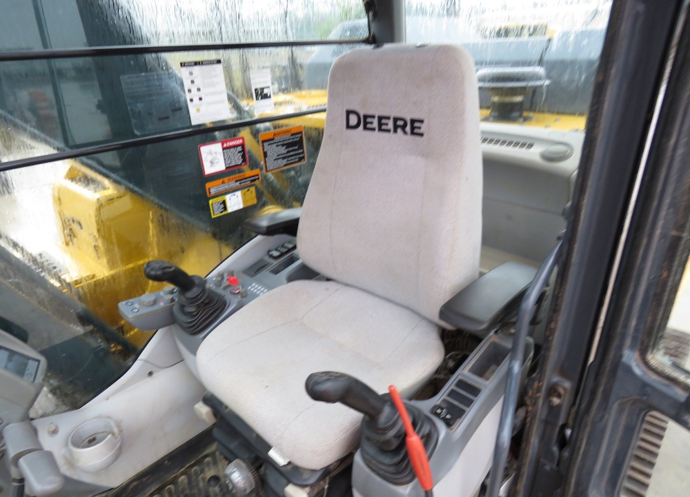 2018 John Deere 210G LC - Image 4