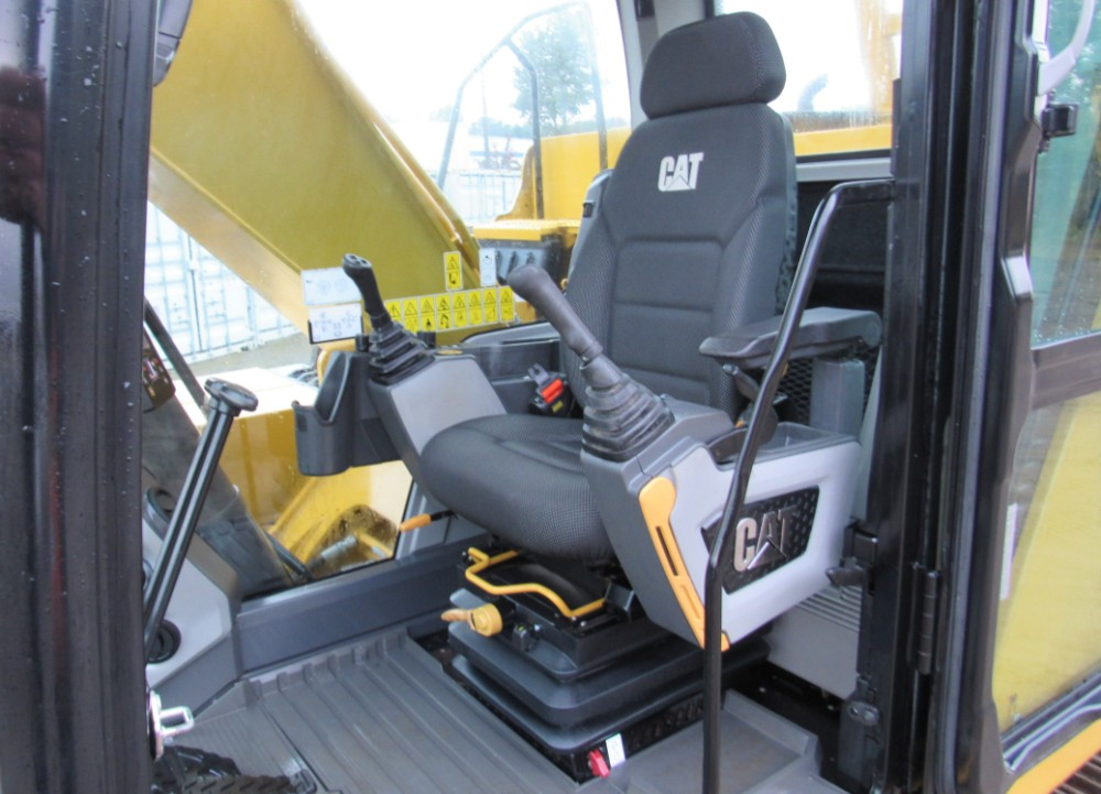2018 Caterpillar 320GC - Image 28