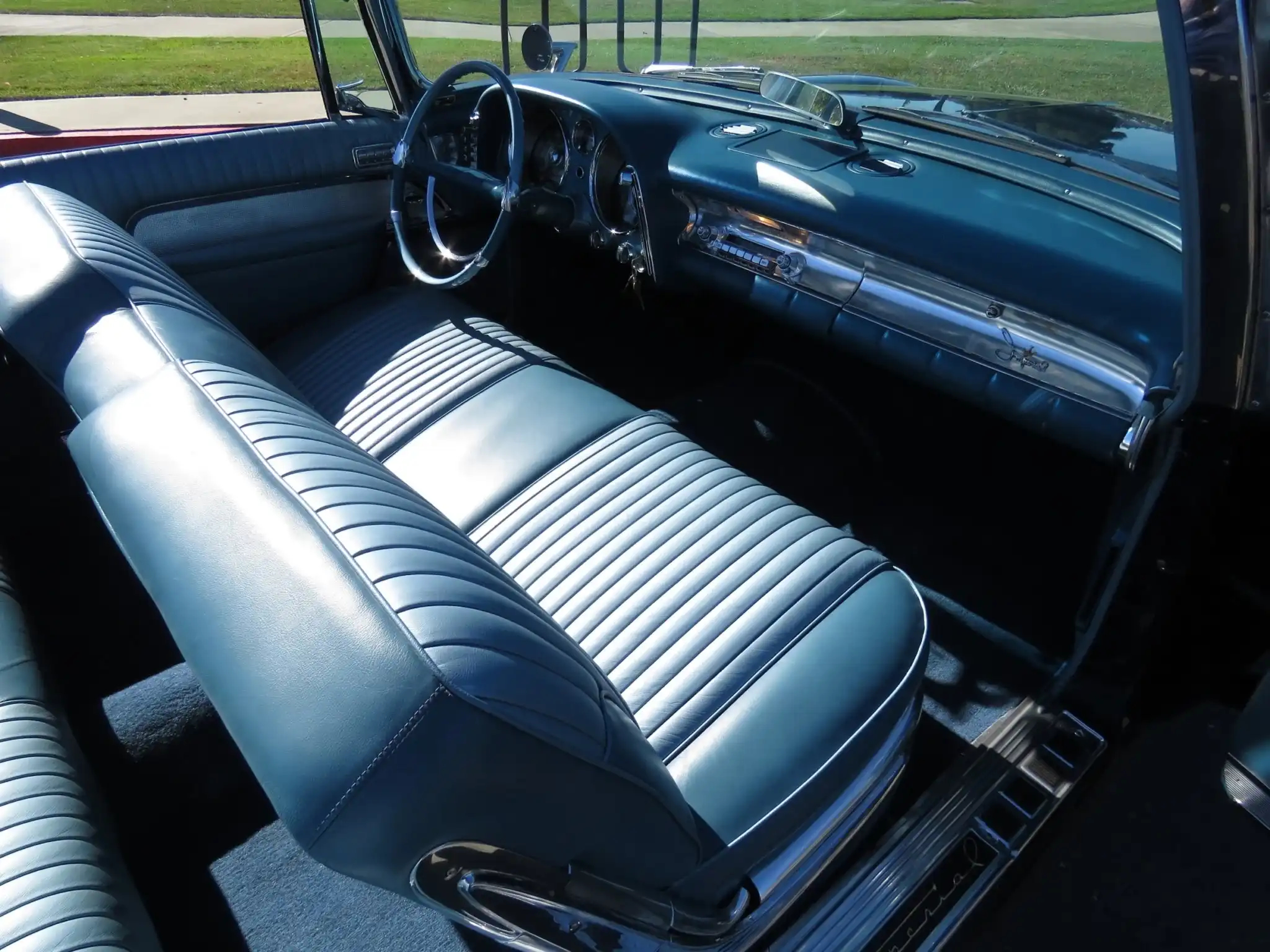 1957 Chrysler Imperial Crown - Image 4