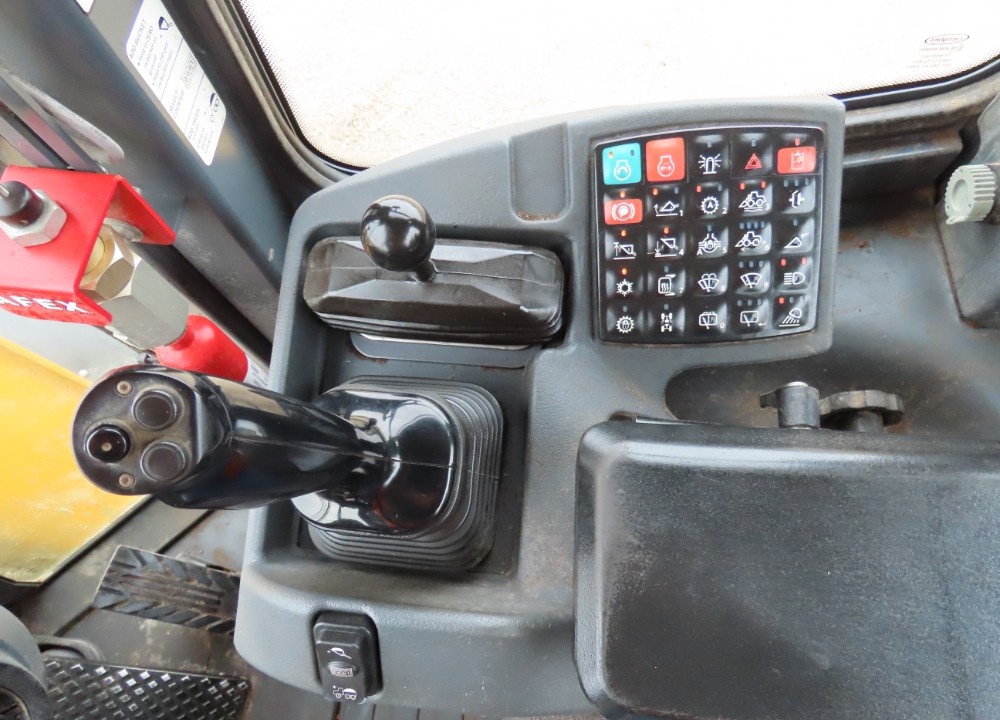 2018 John Deere 644K - Image 24