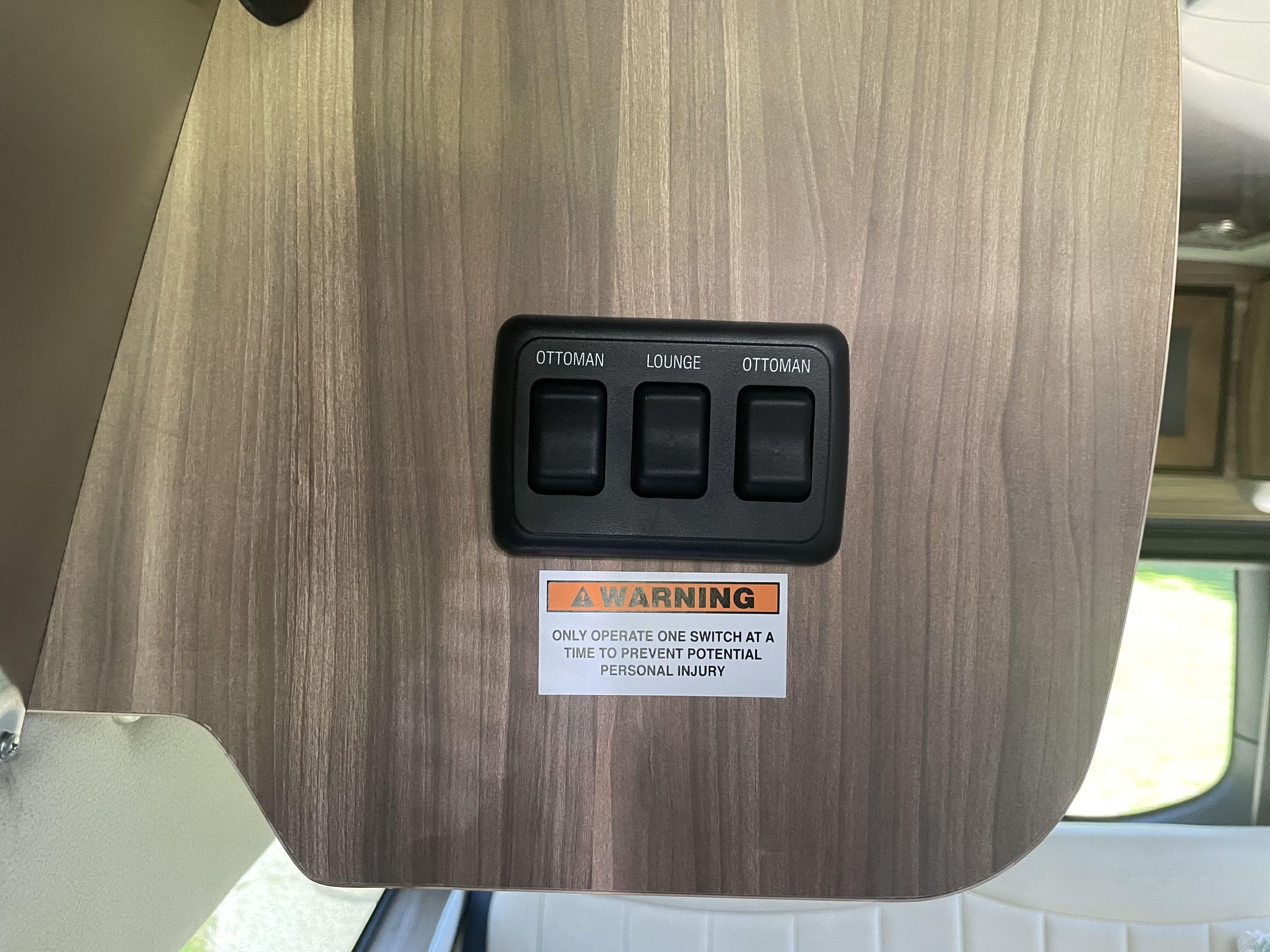 2020 Airstream Interstate 19 Tommy Bahama Edition 4x4 - Image 175